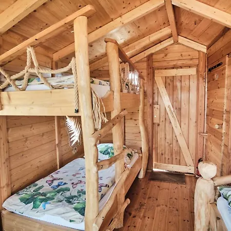 Treehouse Kremilek *