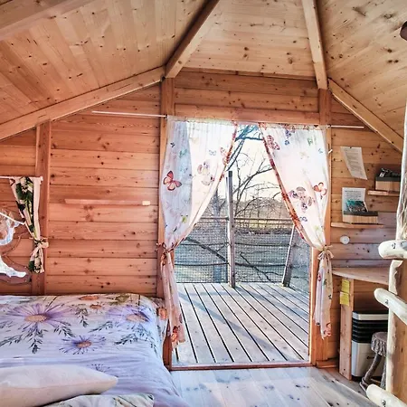 Gerendaház Treehouse Kremilek Jesenice (Pribram)