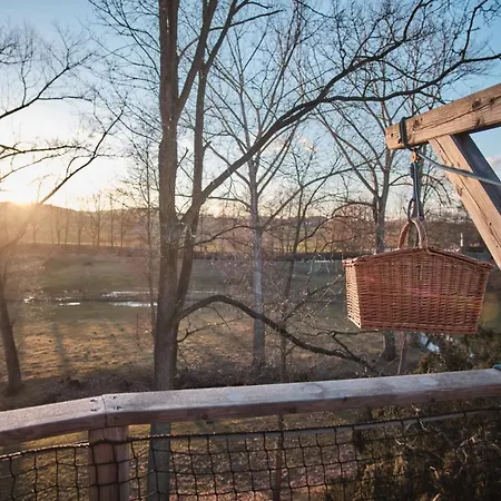 Treehouse Kremilek Gerendaház Jesenice (Pribram)